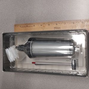 NWOT Instant wine chiller/refresher.